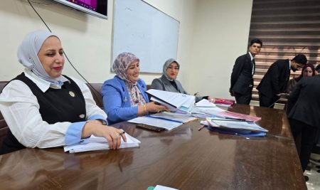 مناقشة بحوث التخرج لطلبة قسم التقانة الأحيائية في كلية العلوم – جامعة ديالى.